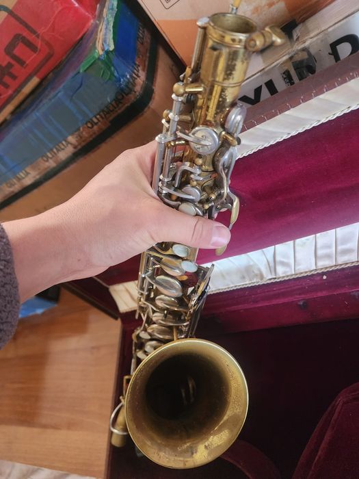 Продаётся саксафон состояние б/у в хорошем состояние