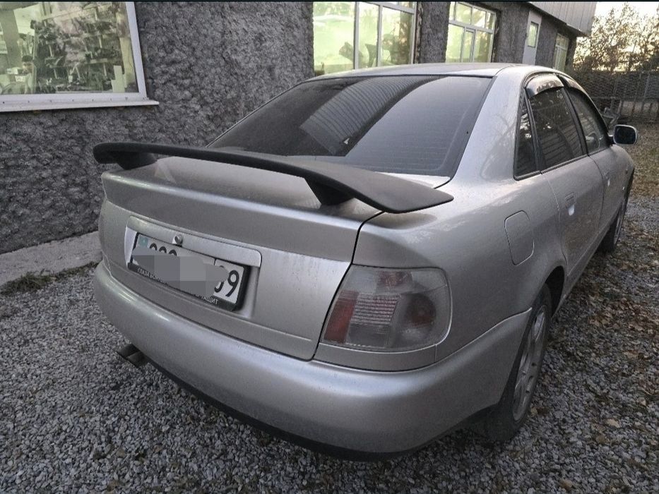 Audi A4b5 спойлер