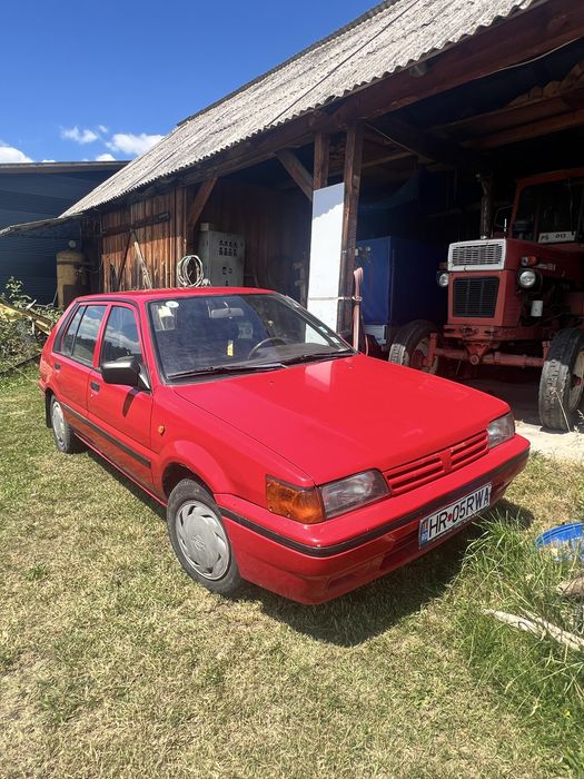 Nissan Sunny 1987