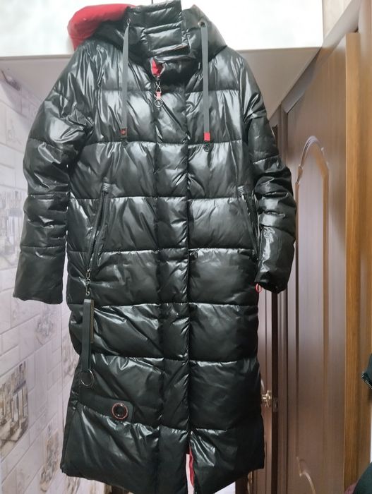 Продам зимний пуховик