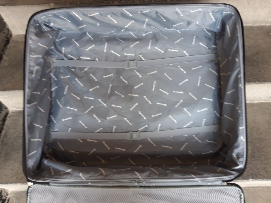 roadsterbag 42 интересен куфар нов