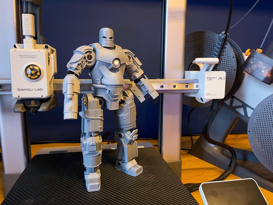 Железный человек кастюм марк 1 из марвел