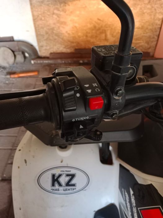 Квадроцикл.    .