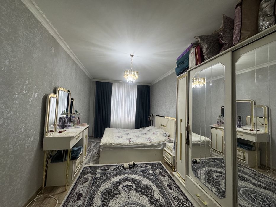 Yangi choshtepa 2 xona sotiladi metroga yaqin