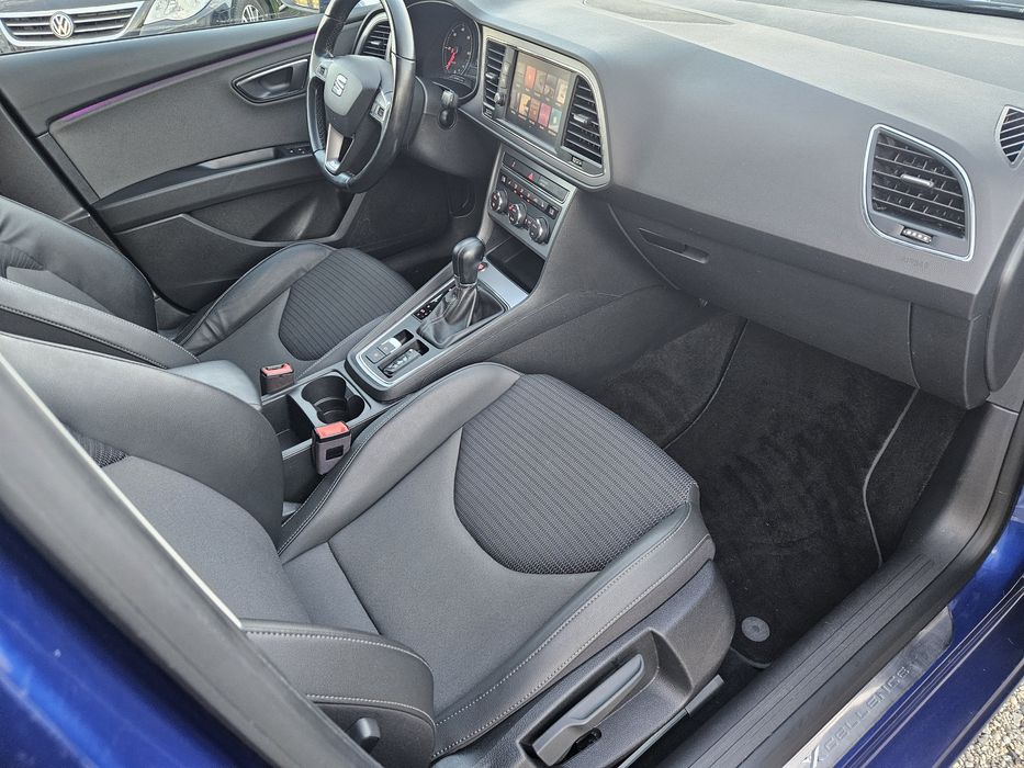 Seat Leon / Xcellence 2017 / 2.0 TDI / 150 cp /DSG/Distronic/Keyless/Navi/Faruri full Led !!!Cash sau Rate!!!