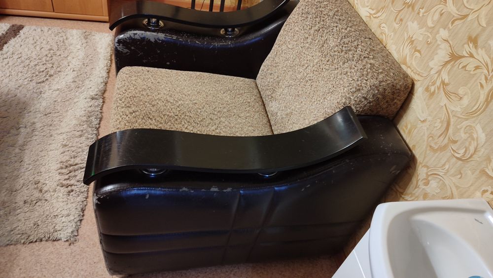 Отдам коесло,самовывоз