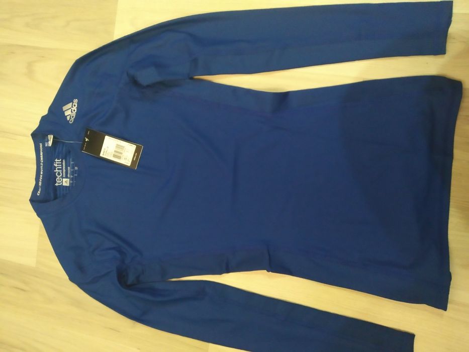 Спортна блуза адидас