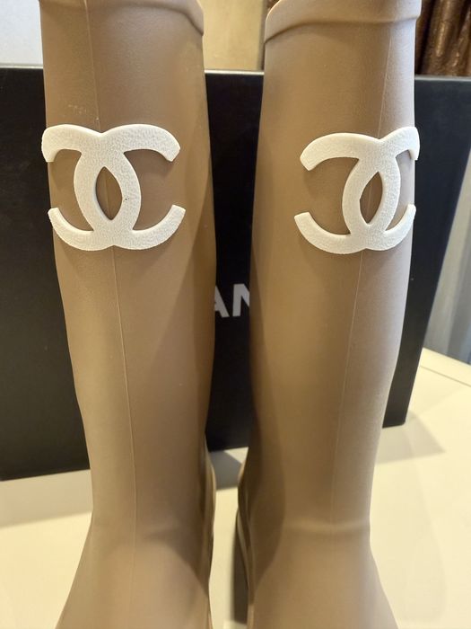 Дамски гумени бежови ботуши Chanel