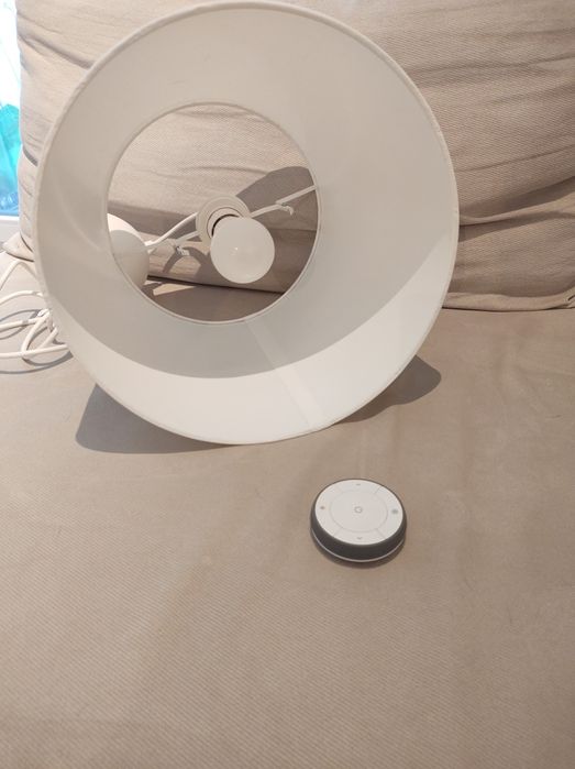 Лампа за детска стая с дистанционно и крушка със сменащи цветове