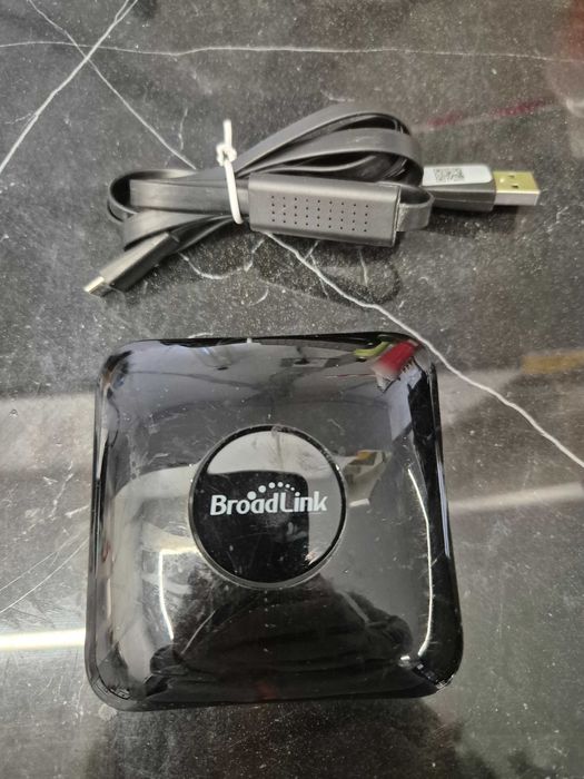 Универсално дистанционно BroadLink RM4 Pro (Wi-Fi, IR/RF)