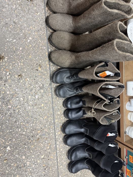 Продаю спец одежду