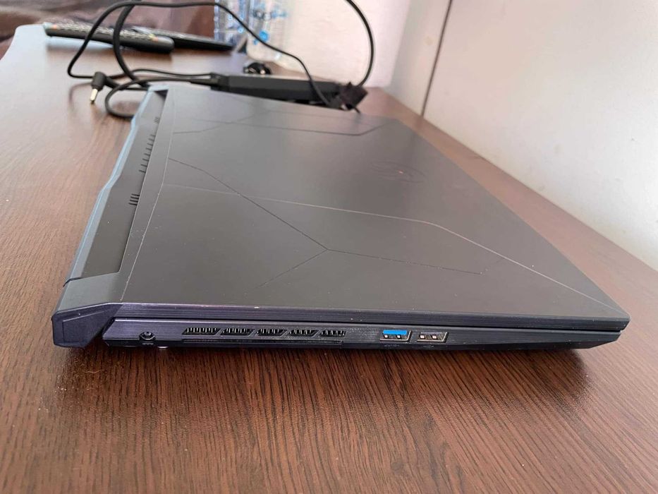 Gaming Laptop MSI Bravo 15 B5ED