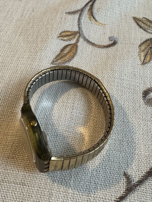 Swatch Grosser Nougat