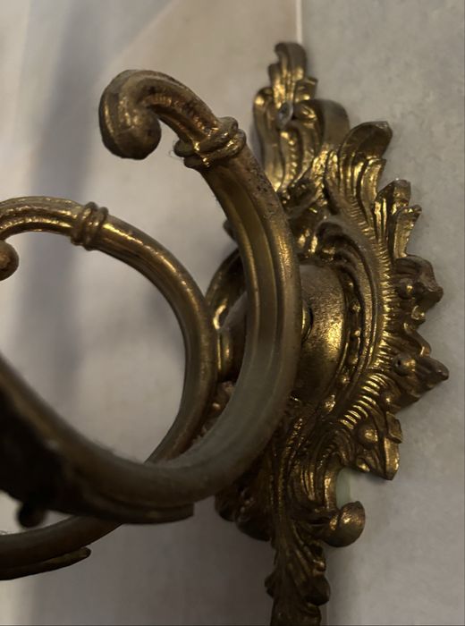 Месингов аплик с две крушки