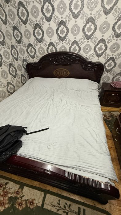 Mebellar sotiladi narxi kelishiladi