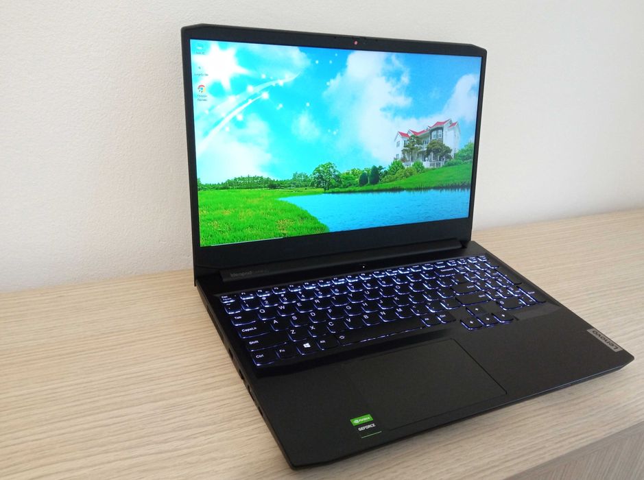 Laptop Ryzen ULTRA GAMING SSD placa video dedicata NVIDIA ecran 15.6 inch 2 placi video windows 11 LENOVO LEGION