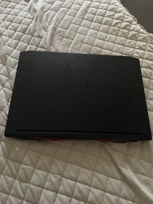 Acer nitro i5 10300/RTX 3050 4gb