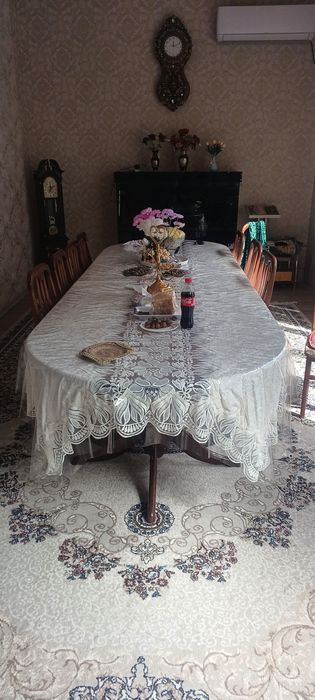 Stol sotiladi holati yaxshi ilshlatilgan