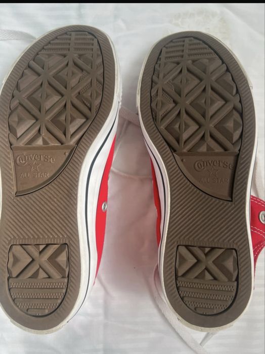 Adidasi Converse marimea 35
