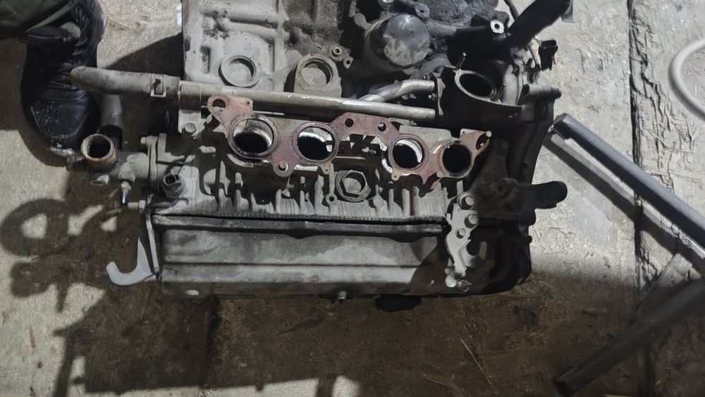 Продам запчасти на 3sfe