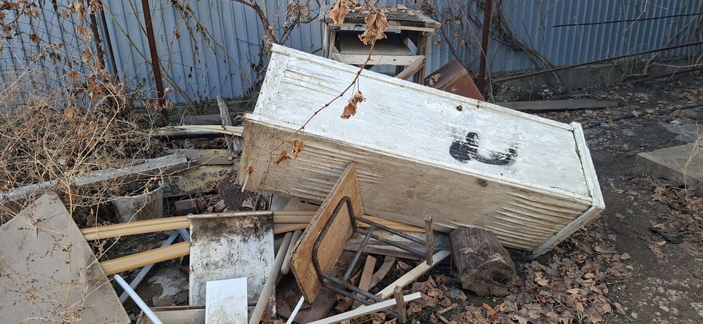 Доски, старая мебель ламинат