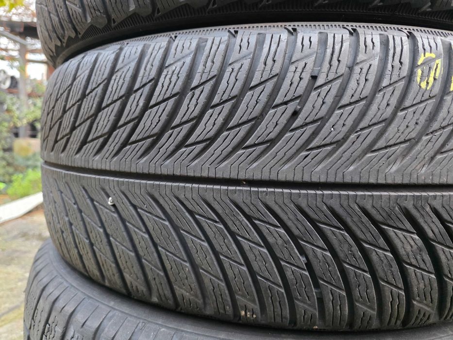4бр Зимни гуми 225 55 18 - Michelin