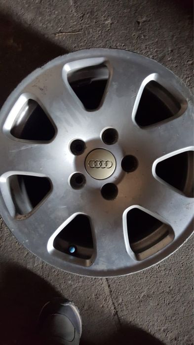 Диски AUDI оригинал, 2 штуки, R15