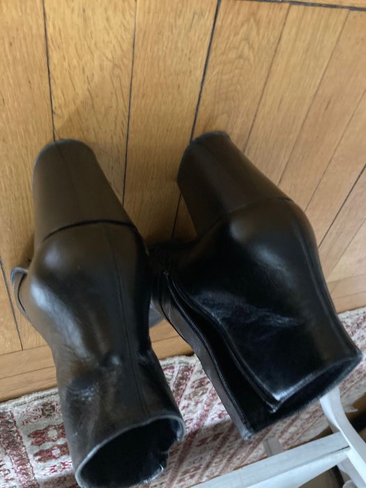 Saint Laurent боти във много добро състояние