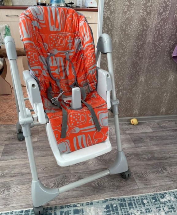 Продается стульчик для кормления