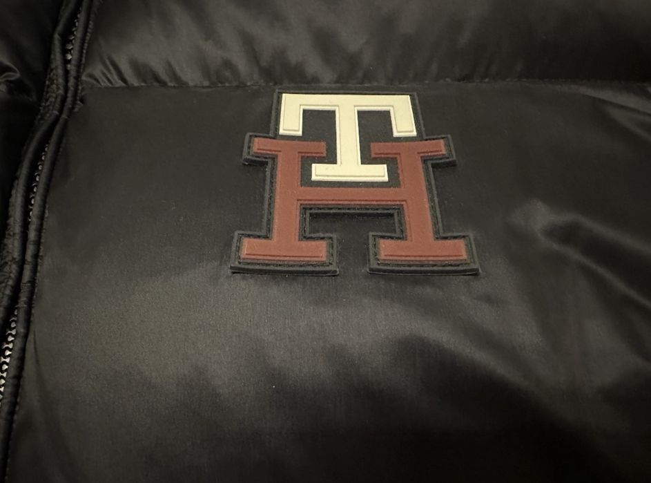 Яке Tommy Hilfiger puffer zero gravity