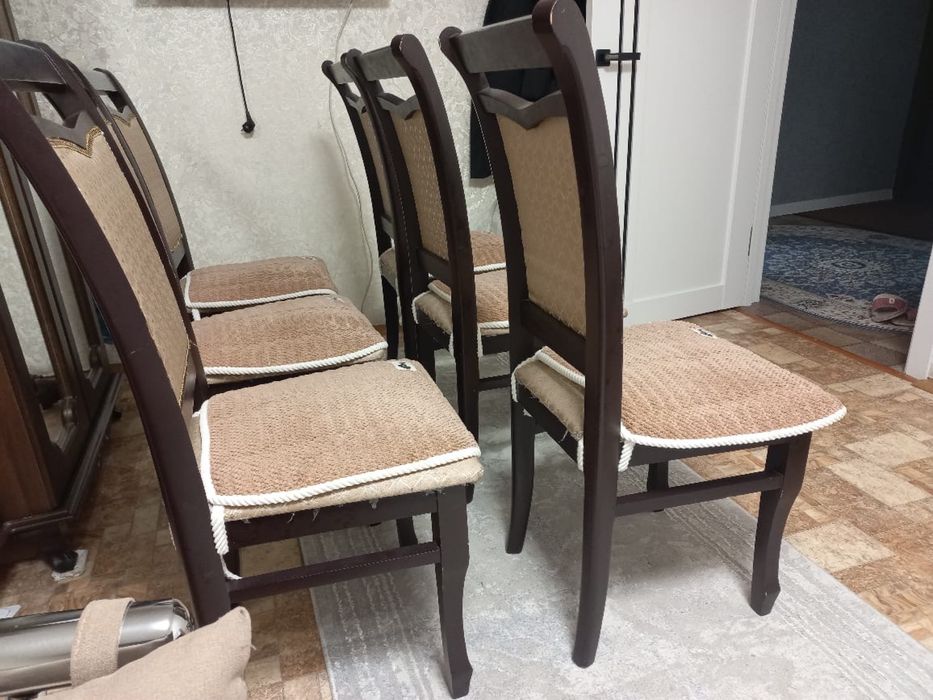 Продам стулья в хорошем состоянии