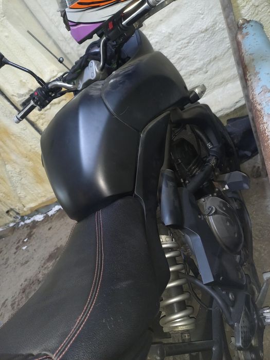 Мотоцикл версис 650