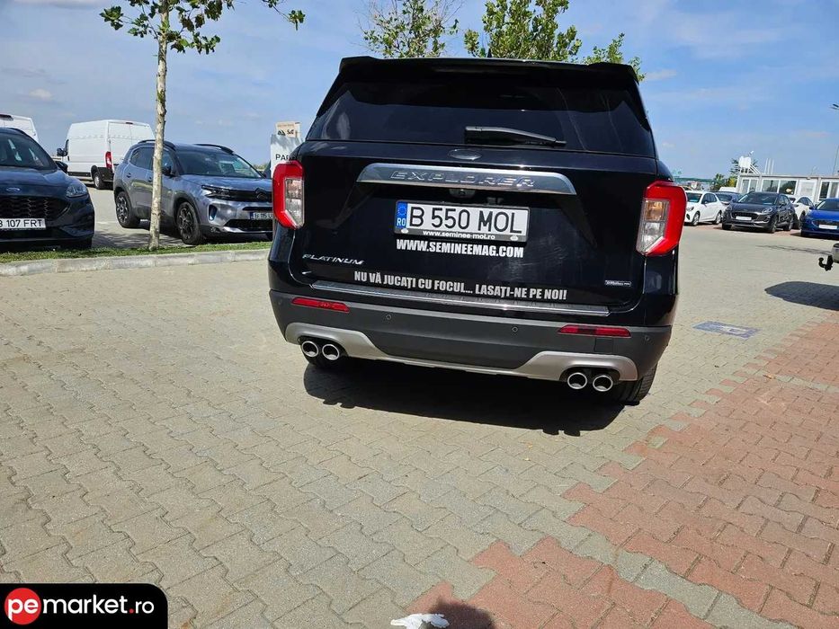 Ford Explorer 3.0 PHEV Platinum 4×4 – 457 CP – 7 locuri – 2021