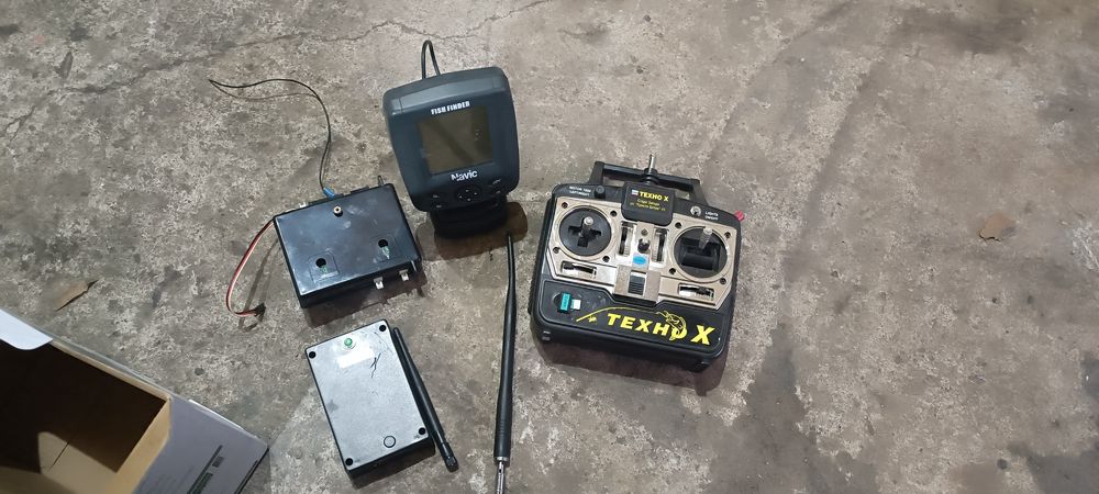 Лодка за захранка .Възможен бартер