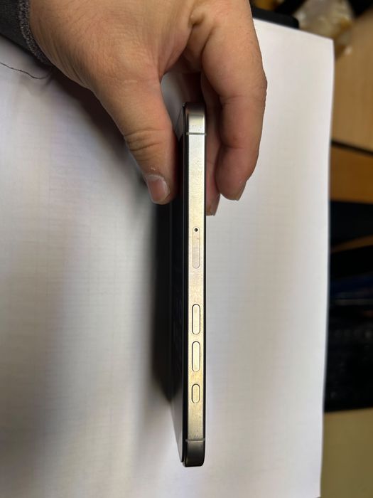 Iphone 16 pro 256g (покупал в ispace )
