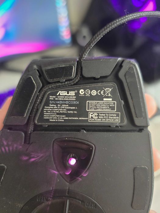 Оригинална геймърска мишка ASUS ROG GX950 в много добро състояние