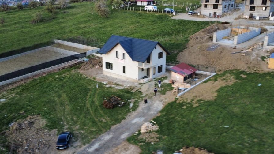 CASA DE VANZARE ( Dealul Sf. Petru )