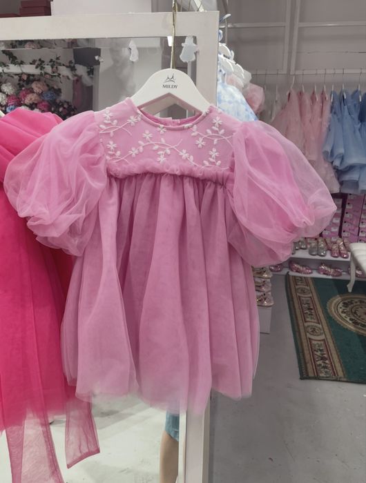 Продам наряд на годик