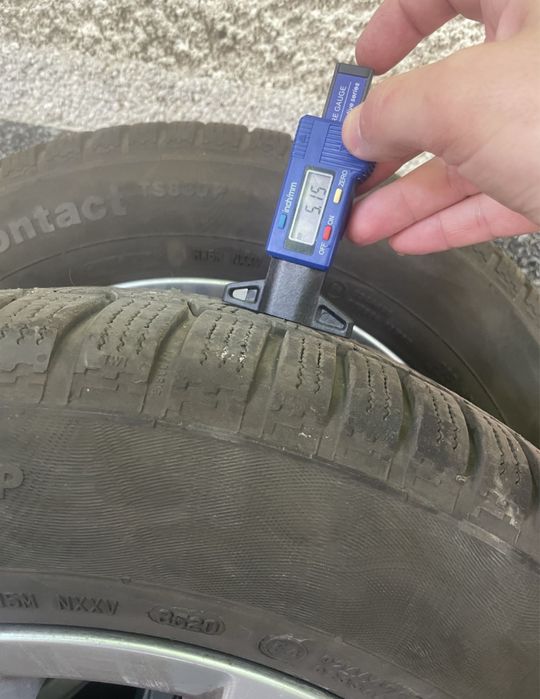 Гуми Континентал 215/60/16 Резервна гума от Тойота