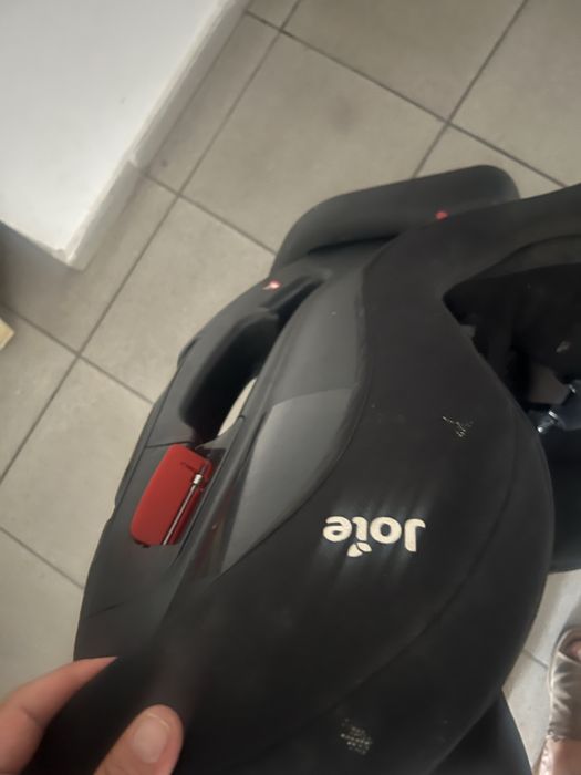Автокресло Joie tilt