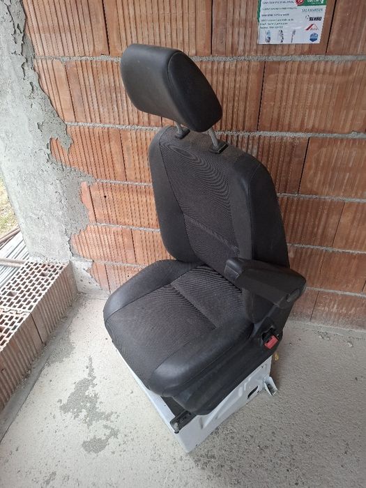 Vand scaun mercedes  213  CDI