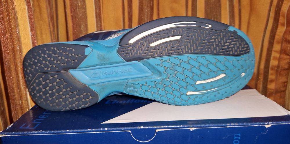 Кроссовки б/у для тенниса Babolat размер:36