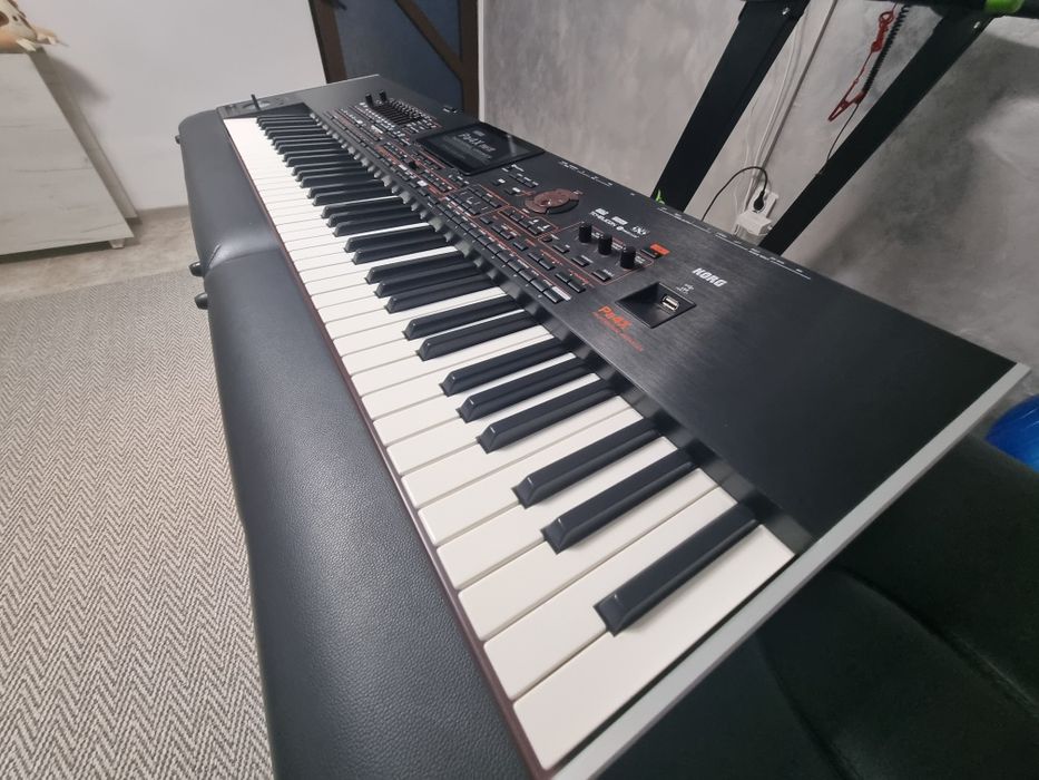Orga KORG Pa4X  Folosit ca nou