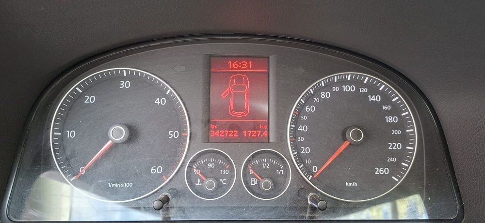 VOLKSWAGEN Touran 2007 — imagine 3