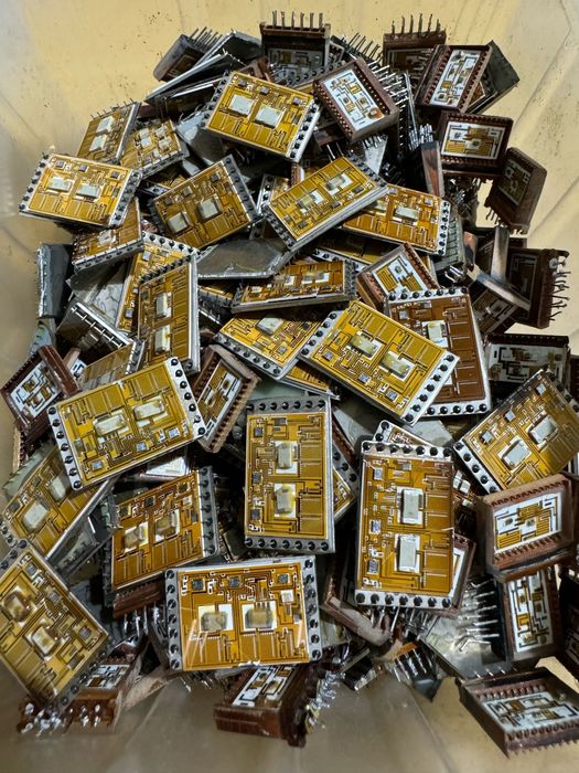 Принимаем радиодетали!