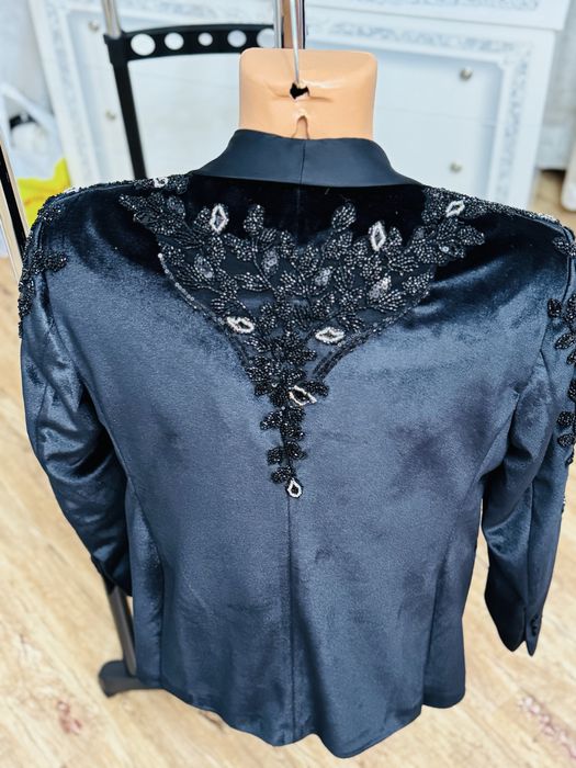 Sacou impecabil și elegant