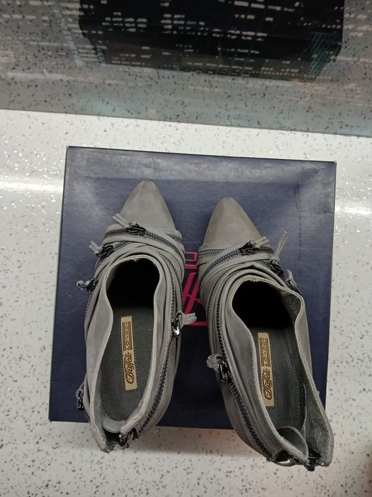 Дамски обувки с ток Buffalo