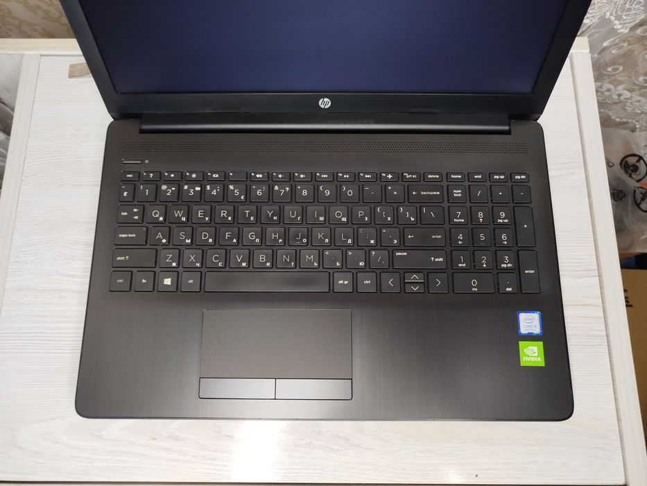 Ноутбук HP Laptop 15 intel Core i5 8/256 SSD Nvidia Geforce видеокарта