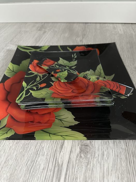 Набор посуды, десертный .