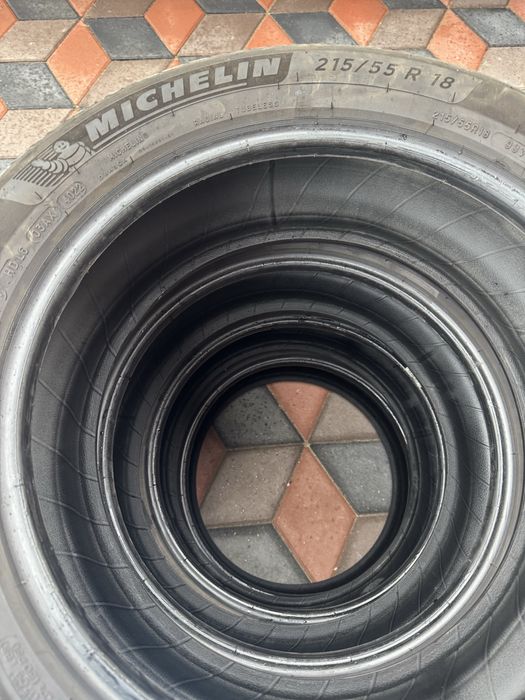 Anvelope 215 55 R 18 vară